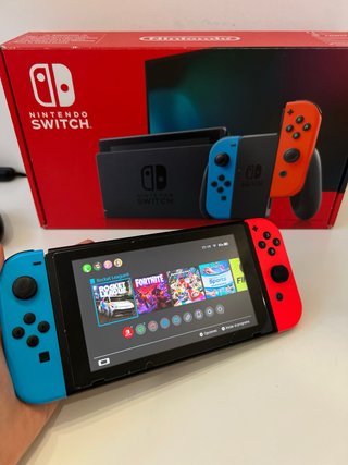 Consola Nintendo Switch con mario 8 de luxe