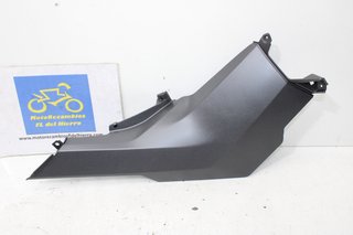 Tapa Derecha Bajo Asiento Honda ADV 350 2023