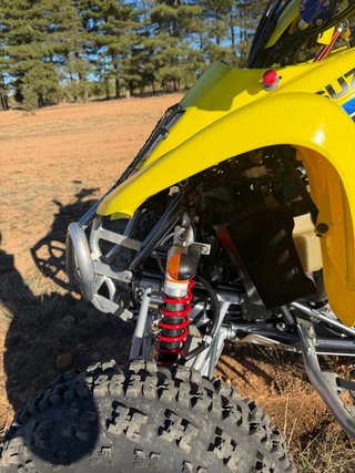 Suzuki LTZ 400