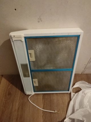 Campana extractora de cocina blanca