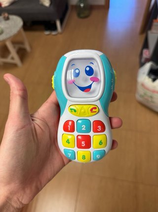 Teléfono móvil de juguete con sonidos