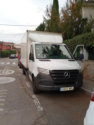 Transporte de carga y mercancía en Madrid.