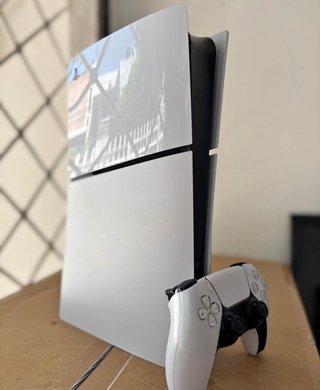 PlayStation 5 Slim 1TB