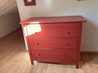 Cómoda Roja de Madera Ikea