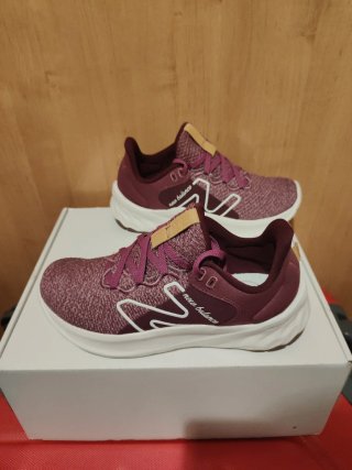 Zapatillas New Balance Fresh Foam Roav v2