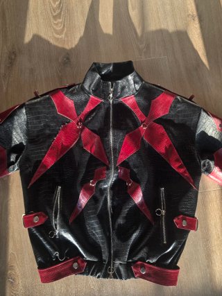 Chaqueta de cuero PU gótica Y2K negra y roja
