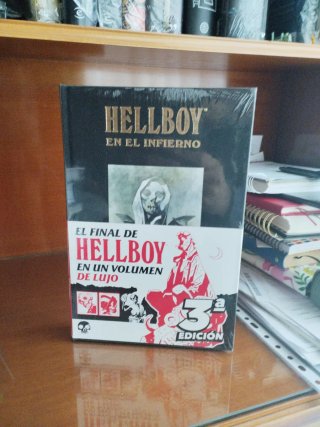 Hellboy 4 : en el infirerno . Edición integral