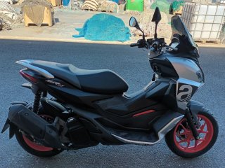 Scooter Aprilia SR GT 125