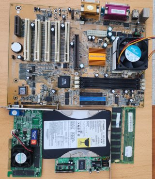 PC Retro placa P6VXAT Intel Pentium III