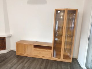 Mueble TV y Vitrina de Madera