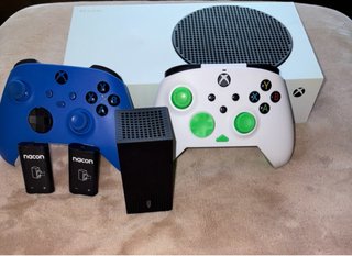 Pack Xbox Series S con 2 mandos y baterías