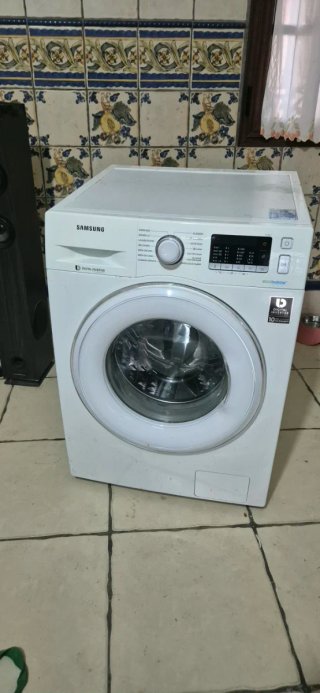 Lavadora Samsung EcoBubble (averiada,no desagua)