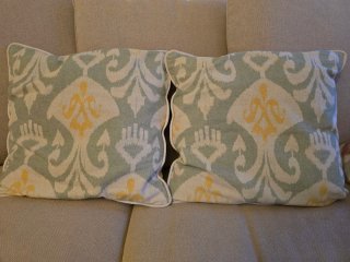 Pareja de cojines estampados