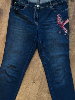 Pantalón Vaquero con Bordado