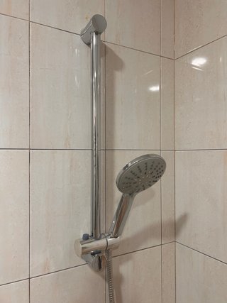 Grifo de ducha con barra 60 cm