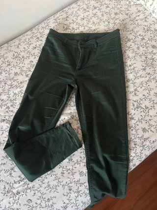 Pantalón tipo legging verde