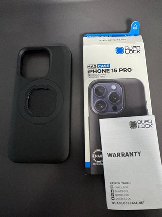Funda Quad Lock para iPhone 15 Pro