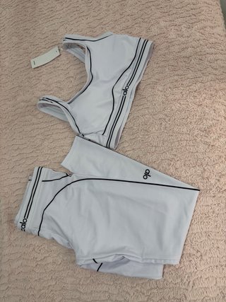 Conjunto deportivo Alo blanco