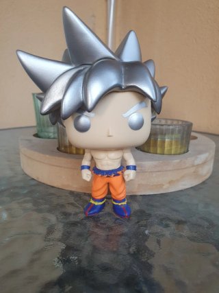 Funko Pop Goku Ultra Instinto