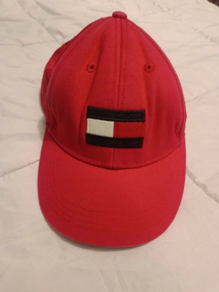 Gorra Tommy Hilfiger Roja fucsia