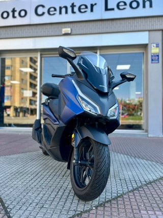 Honda Forza 125
