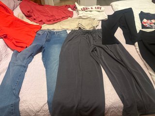 Lote de ropa variada para mujer