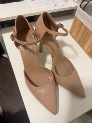 Zapatos de tacón Gloria Ortiz beige Talla 37