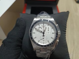 Reloj Tissot PRS 516 Cronógrafo