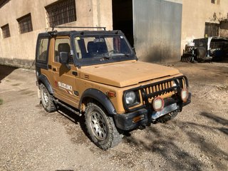 Suzuki Samurai 1985