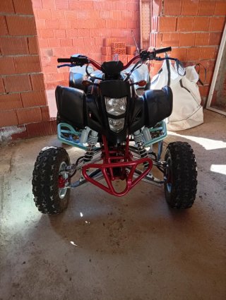 Quad Suzuki LTZ 400
