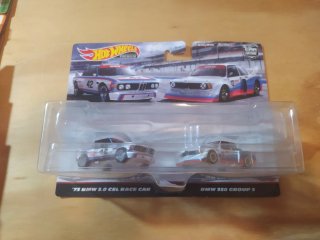 Set 2 Hot Wheels Premium BMW