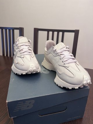 Zapatillas New Balance 327, talla 36’5