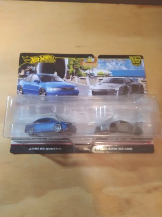 Hot Wheels Premium Audi S4 Quattro y R8 LMS