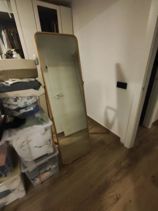 Espejo de pie Ikea Ikornes