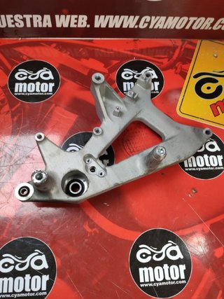 Basculante para Honda Forza 125 52100K40F11