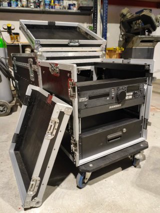 Rack DAP Audio con Flightcase. Regalo interior.