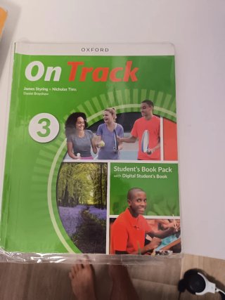 On Track 3 Student Book (Spain)