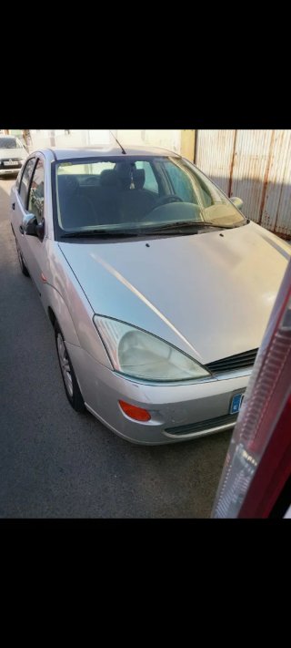 Ford Focus Gris