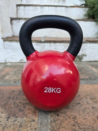 Pesa Rusa (Kettlebell) de 28kg