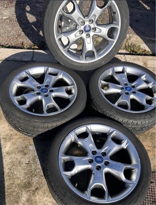 Llantas Ford Kuga 19 pulgadas