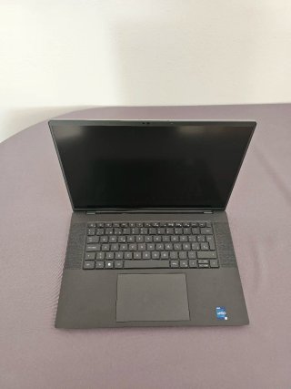 Dell Precision 5680 Workstation