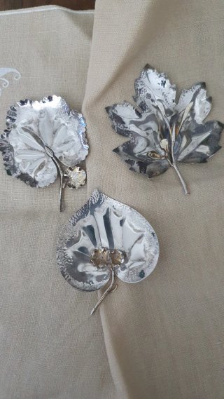 Set de 3 Hojas Decorativas Plateadas