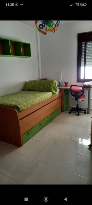 Conjunto de Cama y Escritorio Juvenil