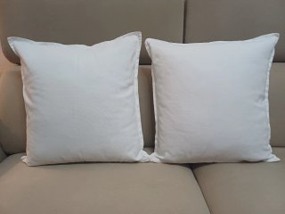 Juego 2 Cojines Blancos IKEA 50x50 cm completos