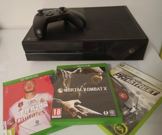Consola Xbox One con Mando y 3 Juegos