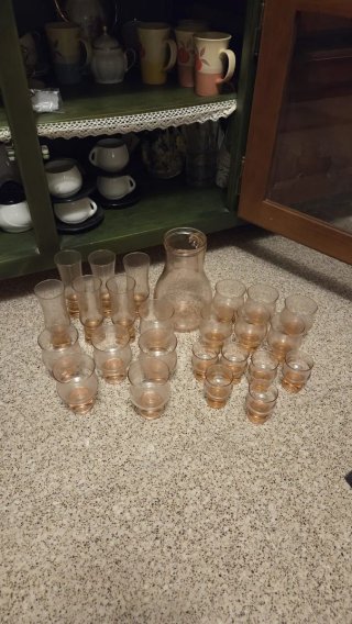 Set de Cristalería Vintage con Jarra