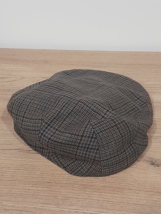 Gorra de invierno Emidio Tucci.