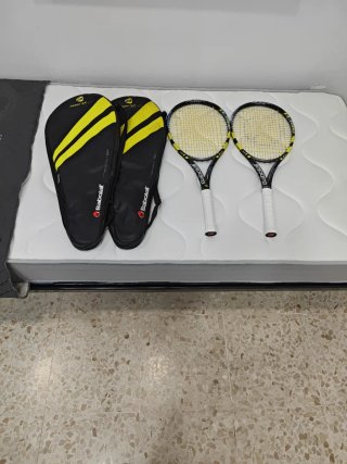 2 Raquetas de Tenis Babolat AeroPro Drive y fundas