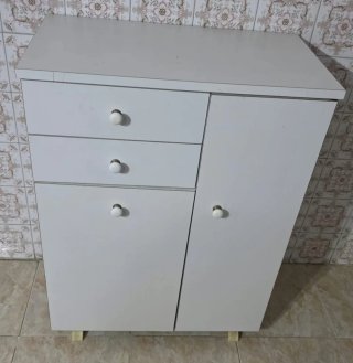 Mueble de baño blanco