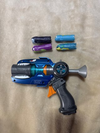 Pistola de Juguete Slugterra con 4 Proyectiles